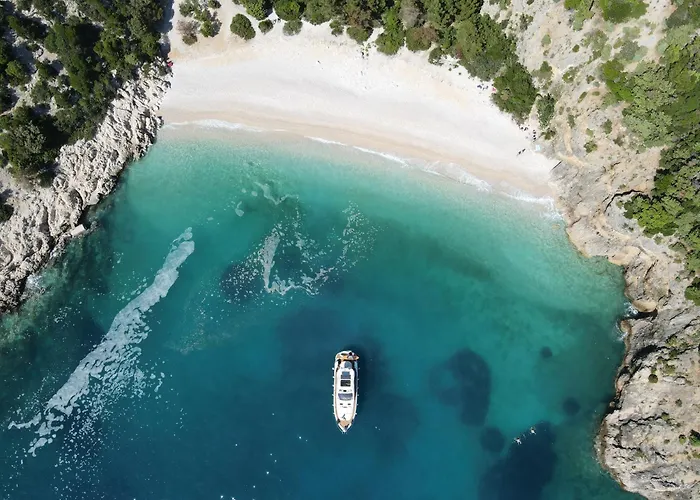 Bådhotel Private Bootstouren Motoryacht
