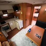 Bådhotel Private Bootstouren Motoryacht